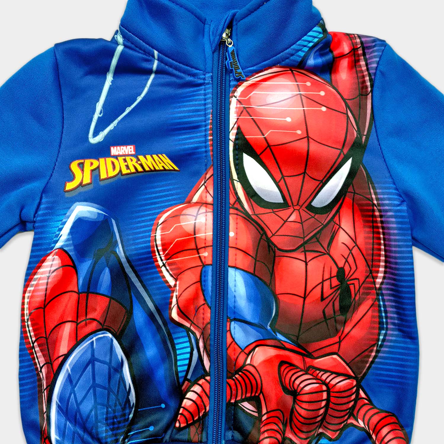 Chándal Spiderman sobre fondo azul, para niño. | Saiti Kids